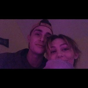 Meet your Posher, Holly